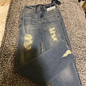 Hollister - Ultra High-Rise Mom Jean - Vintage